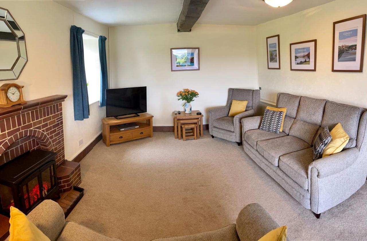 Garth- Stunning Scenic Semi-Rural Cottage With Games Room Conwy Exterior foto