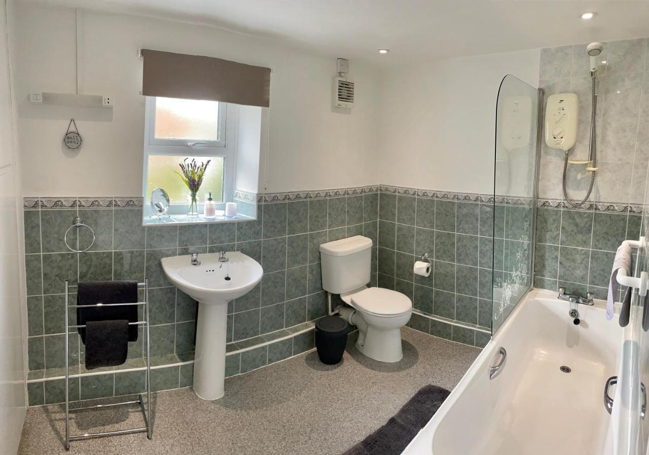 Garth- Stunning Scenic Semi-Rural Cottage With Games Room Conwy Exterior foto