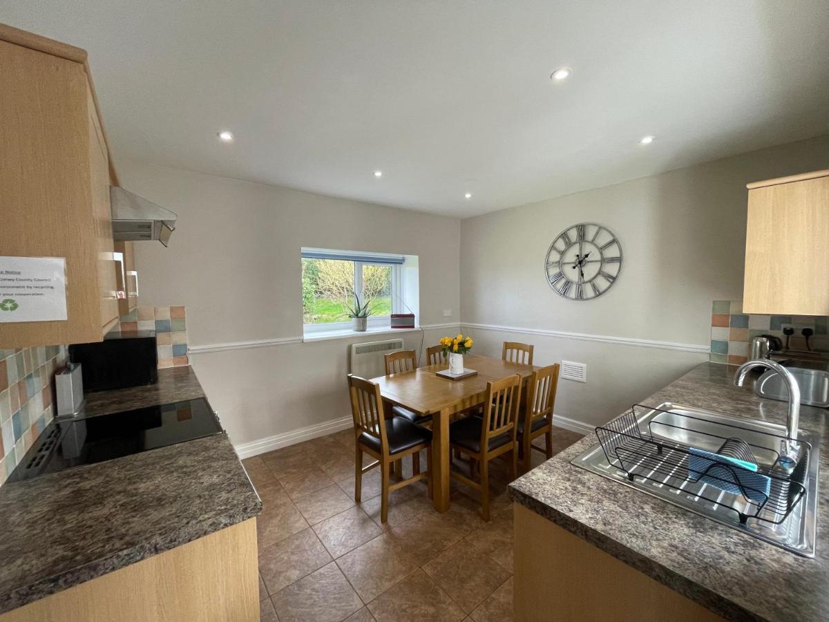 Garth- Stunning Scenic Semi-Rural Cottage With Games Room Conwy Exterior foto